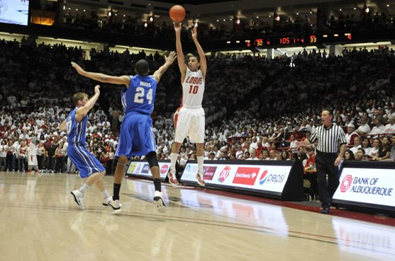 Freshman Kendall Williams