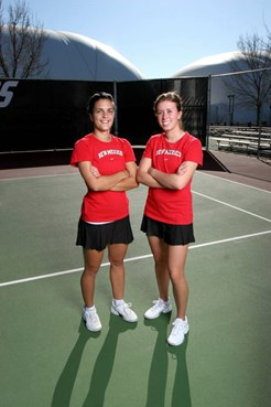 Sophomores Manumea Durie and Eliane Bourdages