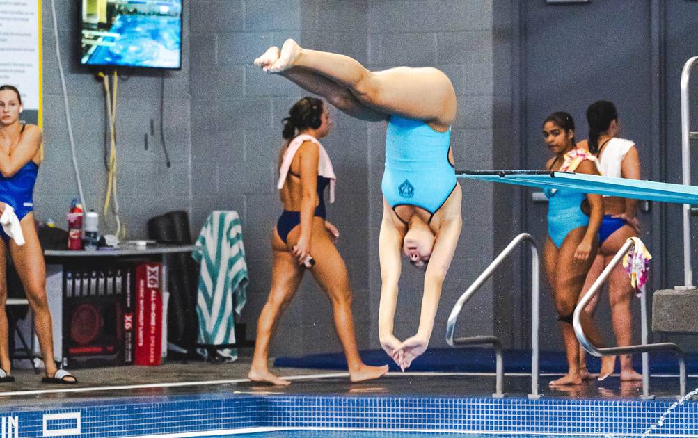 Abbadi-Macintosh stars on Day 2 for UNM – New Mexico Lobos