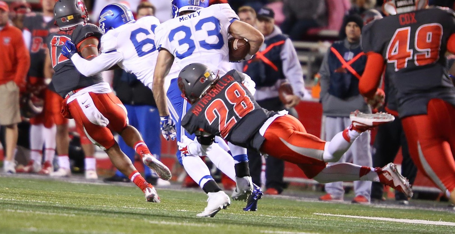 Rothschiller Named to Burlsworth Trophy Watch List - New Mexico Lobos ...