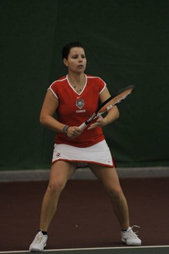 Senior Anya Villanueva