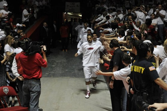 Senior Dairese Gary enter The Pit