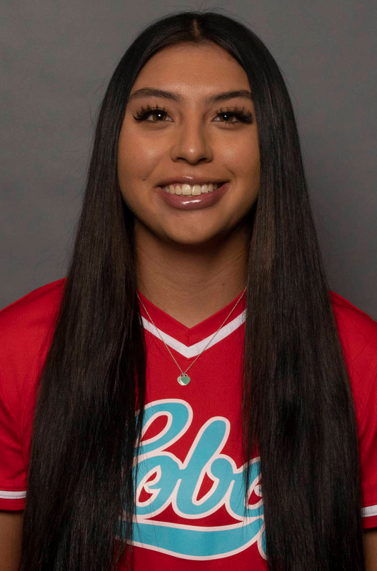 Aysiah Gonzalez - Softball - University of New Mexico Lobos Athletics