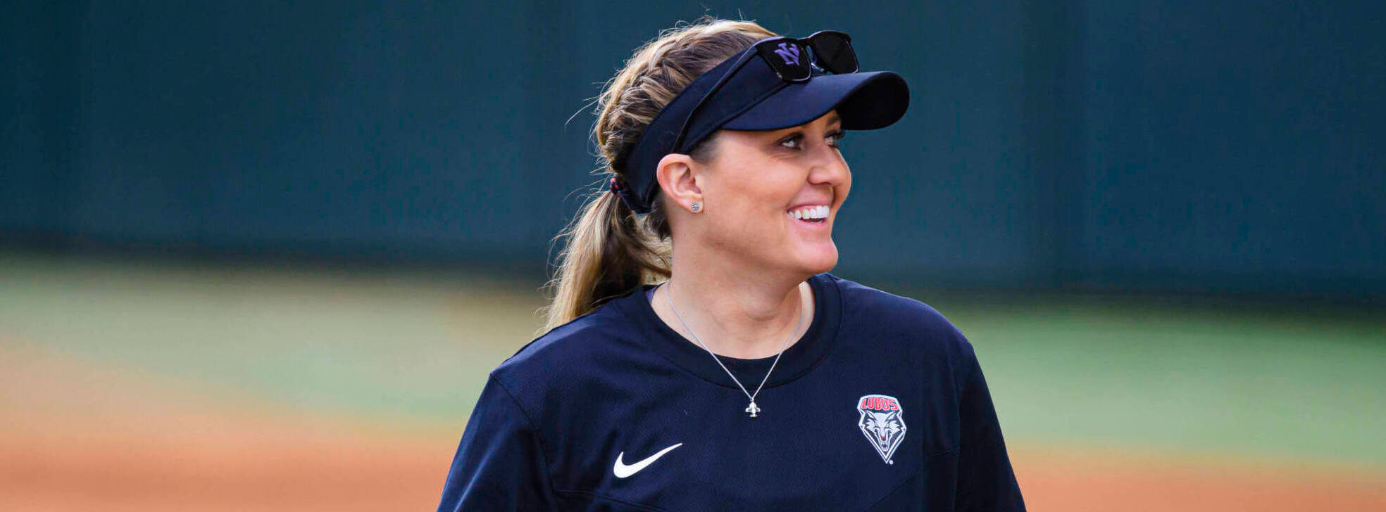 Coach Dickson a8c51be4-newmexico_vs_oregon_sb_031-e1684857540513